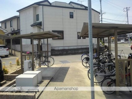 和歌山県和歌山市加納[2LDK/58.07m2]の共用部1