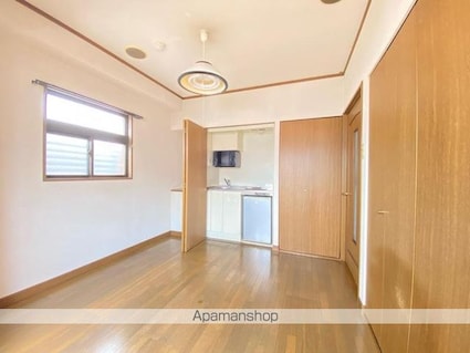 ダイアパレス中央町[1R/19.11m2]のリビング・居間