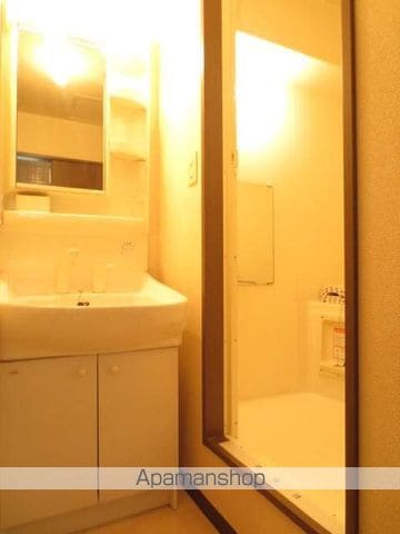 ルーブル4条館の内装写真