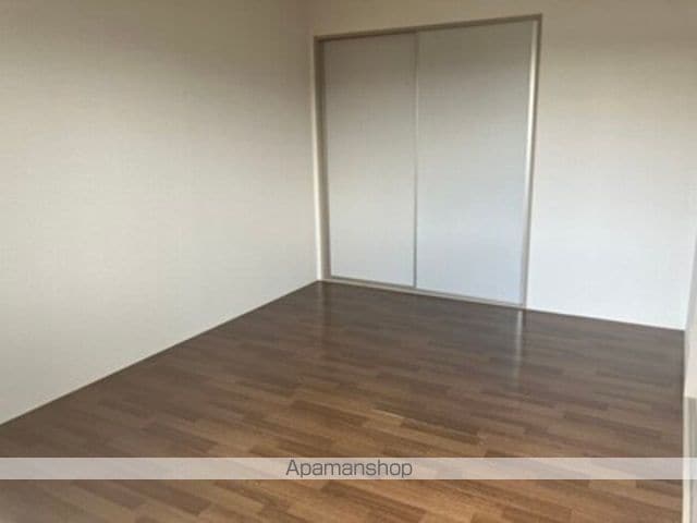 グランドール D棟の内装写真