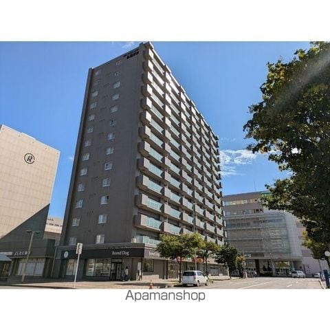 クリーンリバー桑園駅前1号棟の外観写真