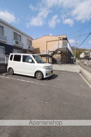 レオパレスEURO STARの外観写真