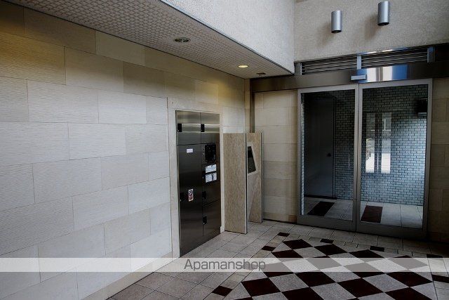 CASSIA新大阪の玄関写真