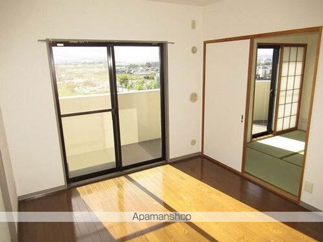ライオンズマンション海老名第3の内装写真