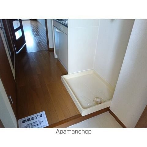 サンセイハイツ社台の玄関写真