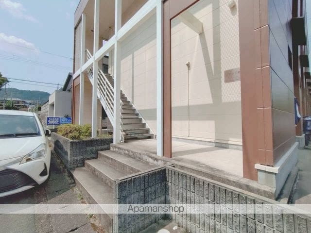 リアン三郷の玄関写真