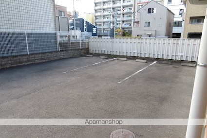 ル・シェル[1K/34.8m2]の駐車場