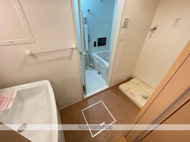 クリスタルガーデン リリーの内装写真