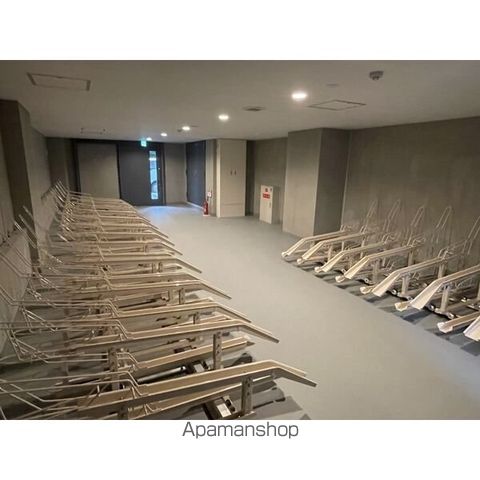 プレイス知事公館前の内装写真