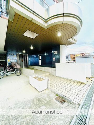 グレイスガーデン新森II号館の玄関写真