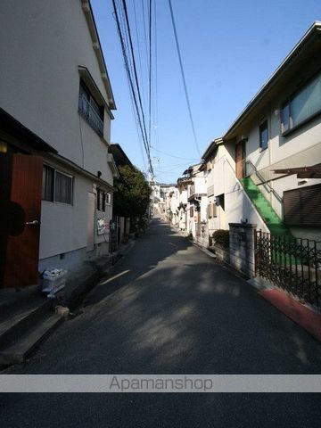 春日町3−5−27・右端の周辺写真
