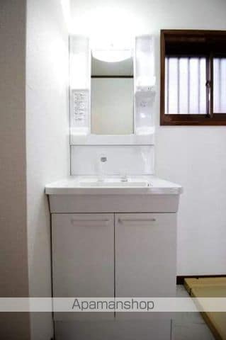 ハイツ岡下の内装写真