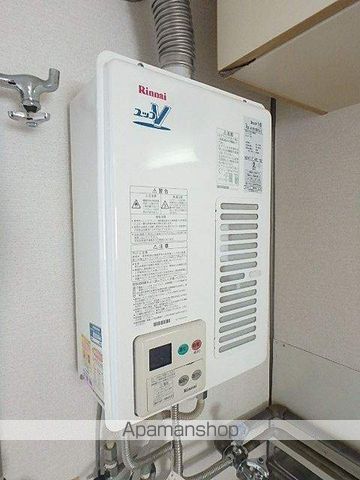 マクセル2 100の内装写真