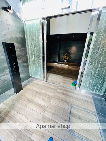 パークアクシス浅草田原町ガーデンの玄関写真