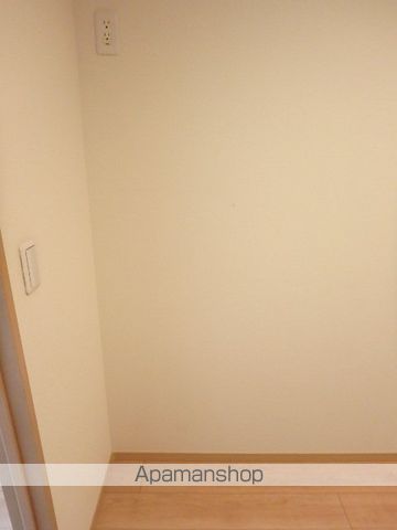 レジデンス清末1の内装写真