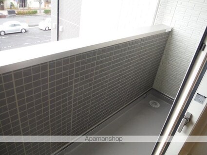 福島県福島市三河北町[1R/37.14m2]のバルコニー