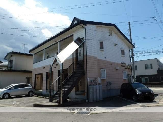 メゾンネオラ泉町の外観写真