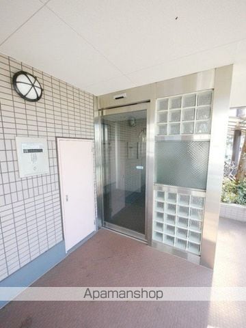 リヴェールフレア田無の玄関写真