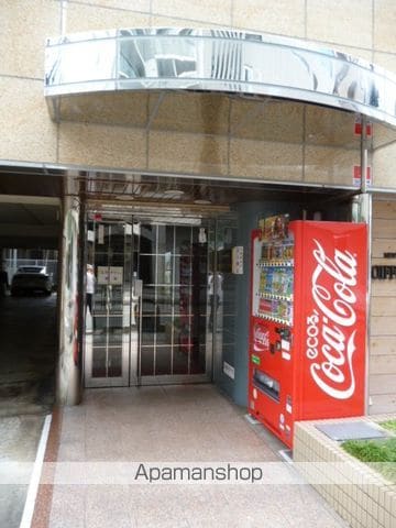 第13関根マンションの玄関写真