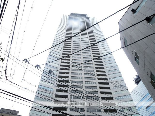 ザ・タワー大阪の外観写真