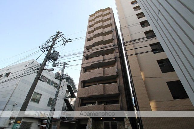 プレサンス新大阪の外観写真