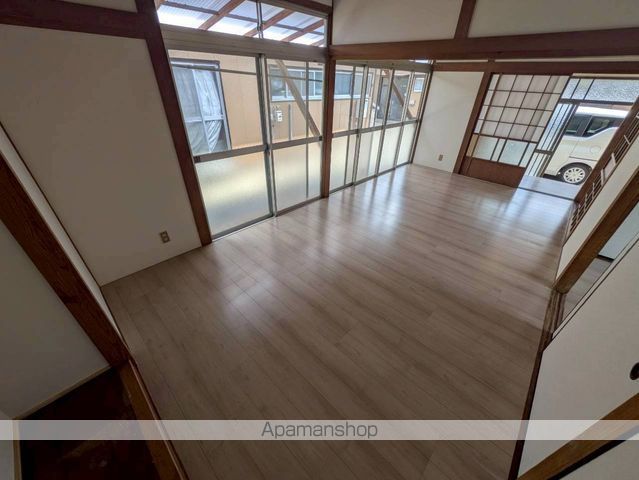 長峯貸家の内装写真