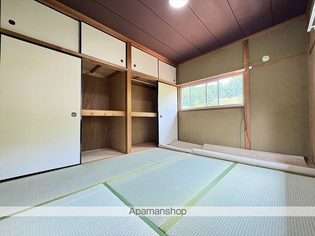 関西本線 佐那具駅 徒歩20分 2階建 築48年の内装写真