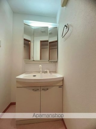 グラビスコート上幟町[1K/32.48m2]の洗面所