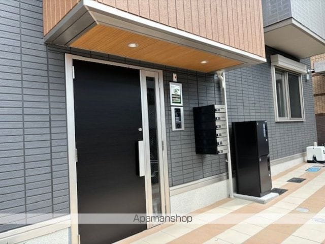 グランデシェチオ千本杉IIの玄関写真