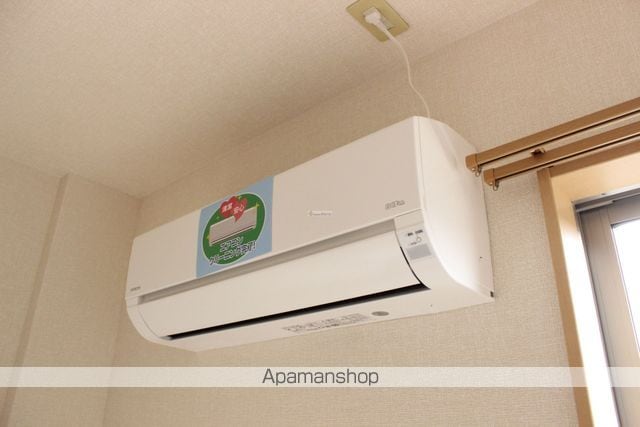 フォブール十三軒屋の内装写真