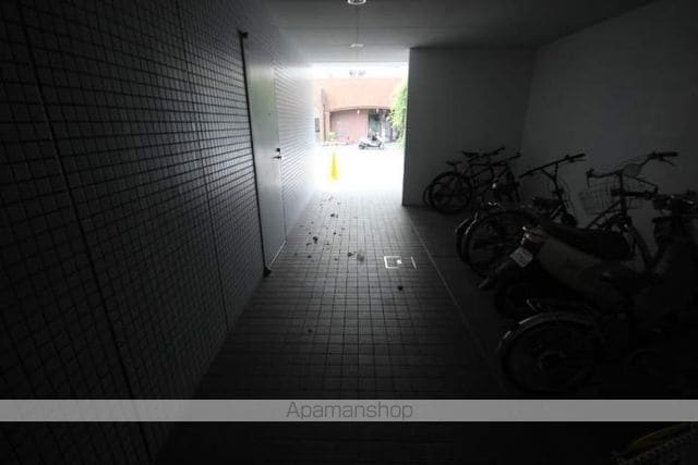 FKJ十日市ビルの玄関写真