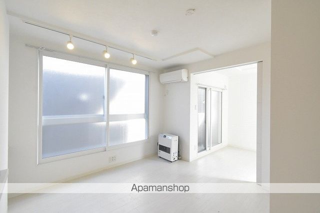 ビッグレジデンス美園の内装写真