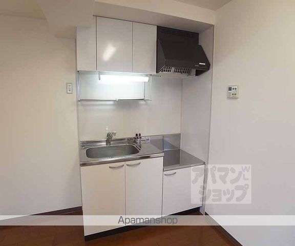 十四軒町マンションの内装写真