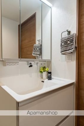 ＳＱＵＡＲＥ市谷河田町ｈｉｌｌｓｉｄｅ[1LDK/31.32m2]の洗面所