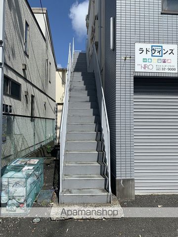 ラドウィンズの玄関写真