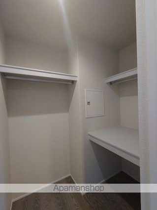 ラナコート北沢[3LDK/75.5m2]の収納