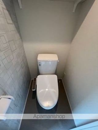 カーサ　エスト　小岩[1R/12.12m2]のトイレ