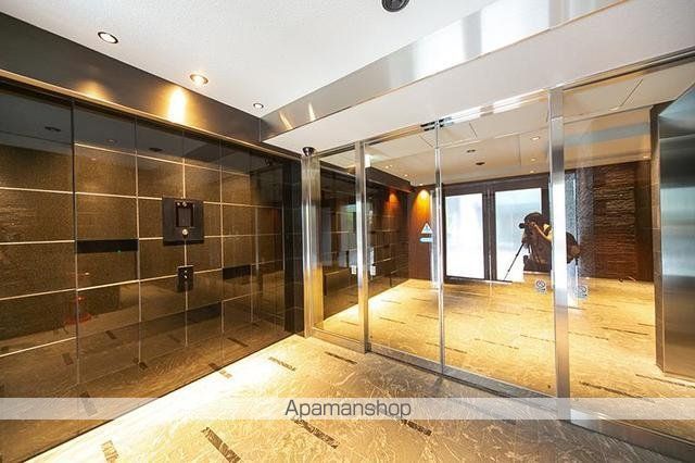 エスジーコート大塚駅前の玄関写真