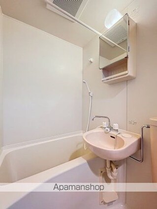 エクセリア世田谷上町[1K/19.91m2]のバス