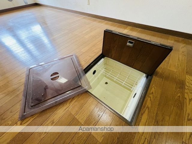 メゾン東浜の内装写真
