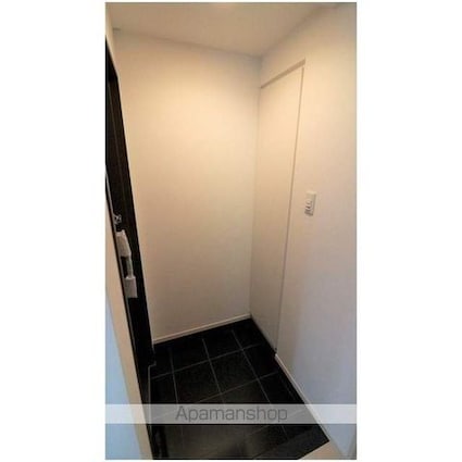 エスポワール新橋[1DK/35.91m2]の玄関