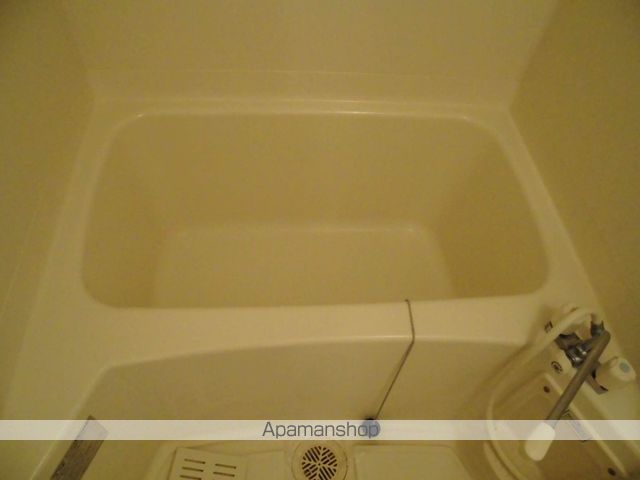アンプルール クラージュ CUREの内装写真