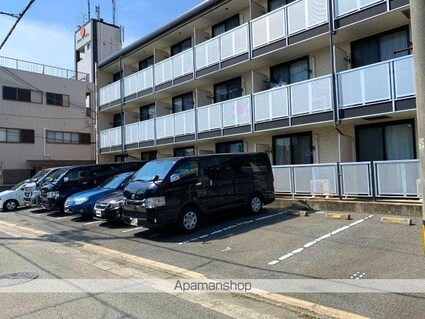 レオパレス屋形[1K/23.18m2]の駐車場