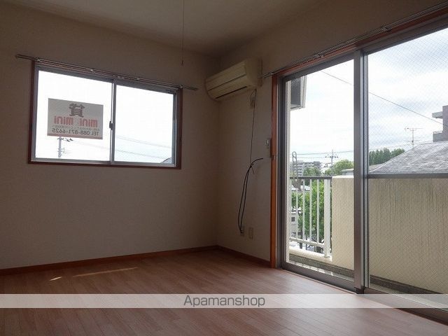 高知県高知市中久万[2DK/40m2]の内装4