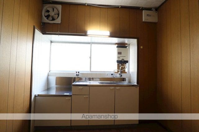 近鉄橿原線 近鉄郡山駅 徒歩15分 2階建 築58年の内装写真