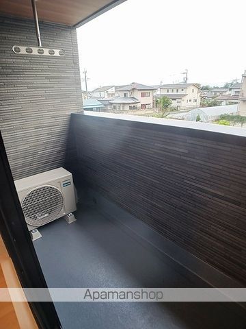 フローレス コート IIの内装写真
