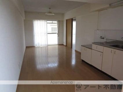 ＵＫＥＮＡ雄郡[2K/34m2]のリビング・居間