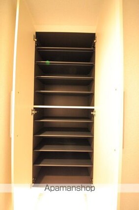 リヴェール[1K/27.84m2]の内装2