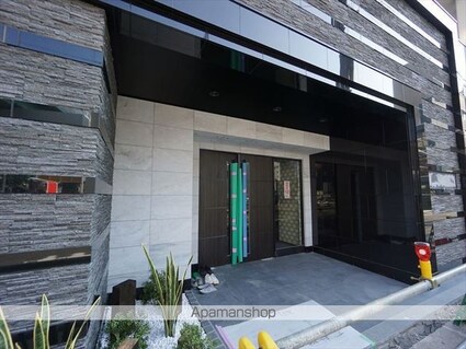 ＳーＲＥＳＩＤＥＮＣＥ浅間町駅前ａｘｉａｌ（アクシャル）[1K/22.87m2]のエントランス2