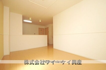 ダイヤモンド・ノアＡ[1LDK/50.05m2]のリビング・居間